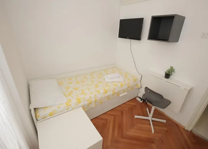 Apartamento With Wifi - 14959 *